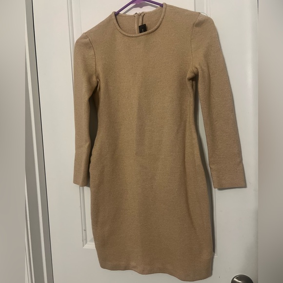 St. John Black Label Dress | 4 - Picture 6 of 7